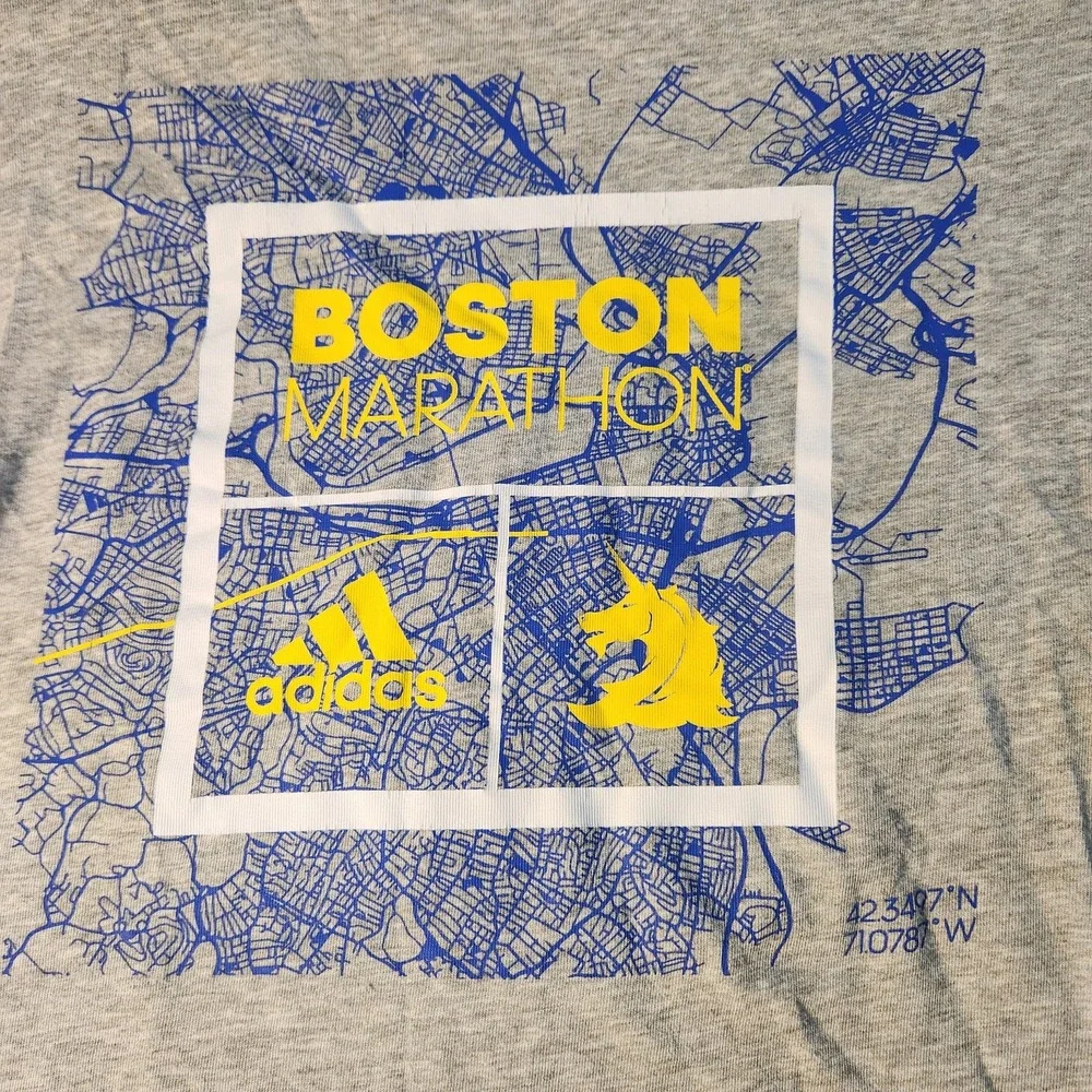 Boston Marathon Shirt Mens Medium Gray‎ Running Adidas Blue Yellow Climalite Tee